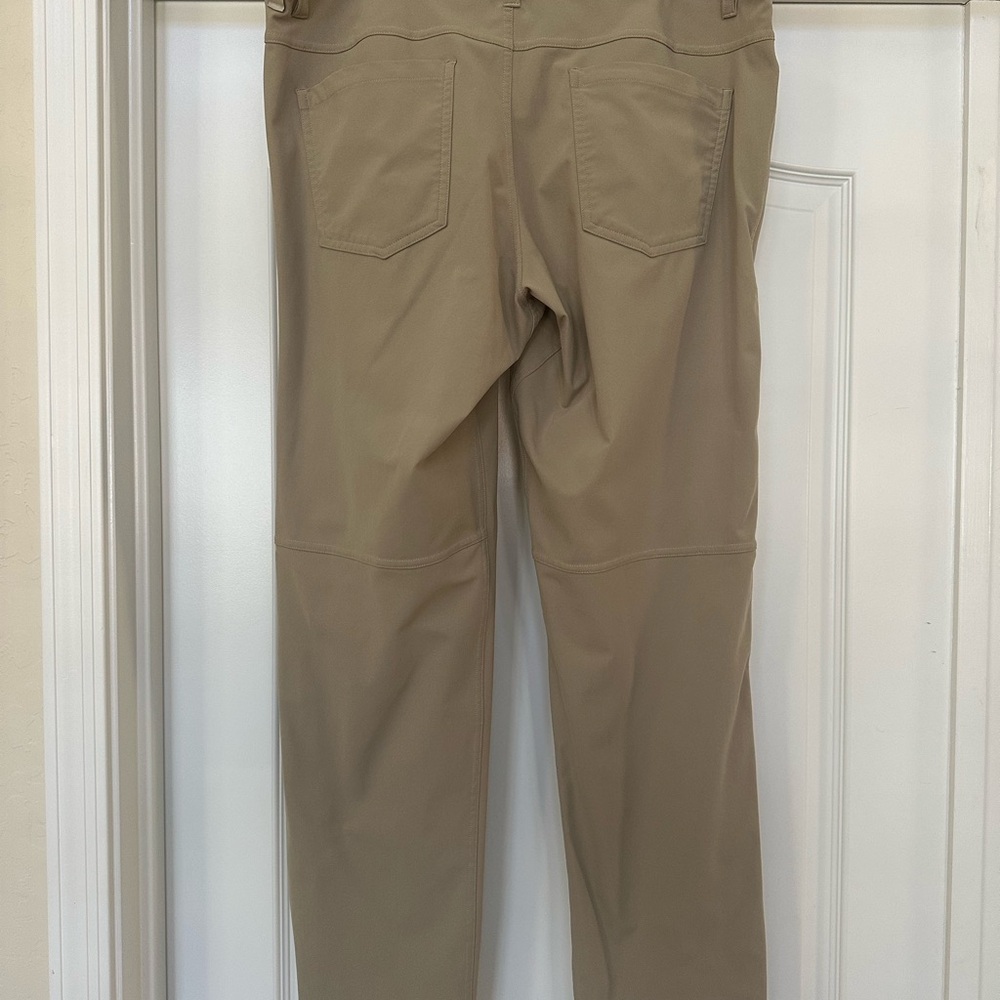 ABC Classic-Fit 5 Pocket Pant 34 - khaki